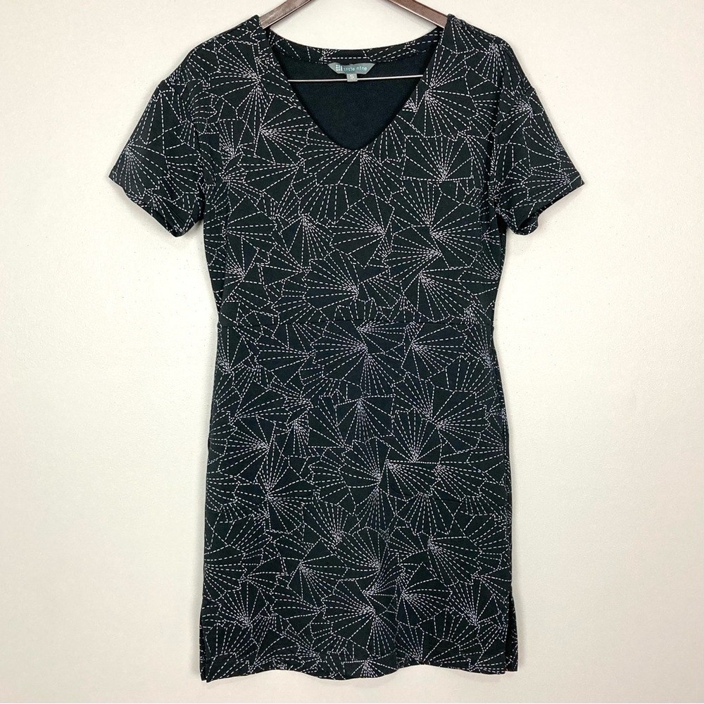 Title 9 Sashiko Deep Pocket Dress Women’s Size S Stretch Knit Knee Length Black
